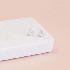 Earring Mini Maple Leaf