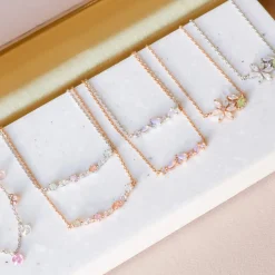 Necklace Flower and Leaves